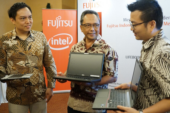 Fujitsu Siap Lebih Agresif di Pasar Laptop Tahun Depan
