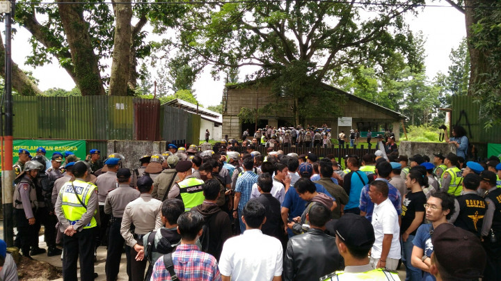 Eksekusi di SMAK Dago Batal