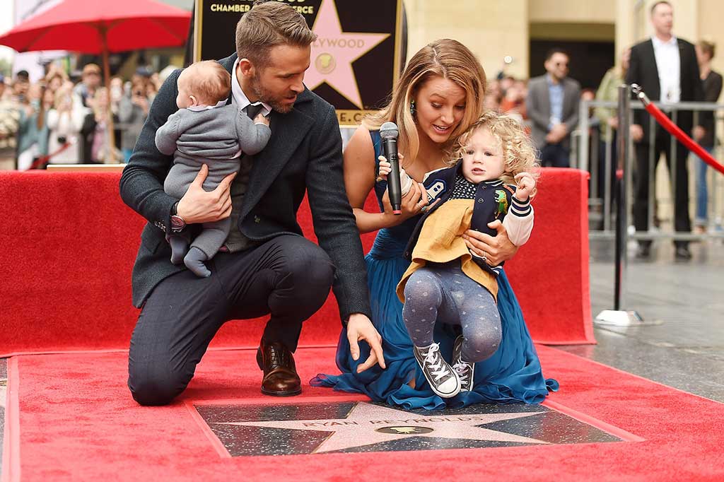 Ryan Reynolds Terima Bintang di Hollywood Walk of Fame