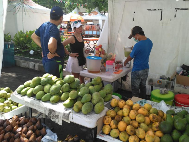 Menikmati Pasar Akhir Pekan di SCBD