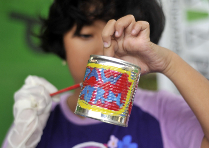 Berkreasi dengan Kaleng Bekas