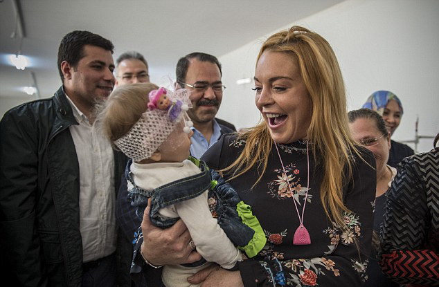 Marak Teror, Lindsay Lohan Tetap Ingin Temui Pengungsi Suriah