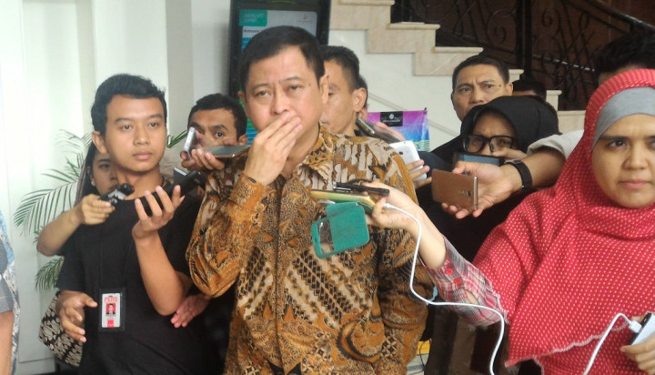 Menteri ESDM Ingin Pembangunan Energi Sesuai Kebutuhan & Kemampuan Daerah