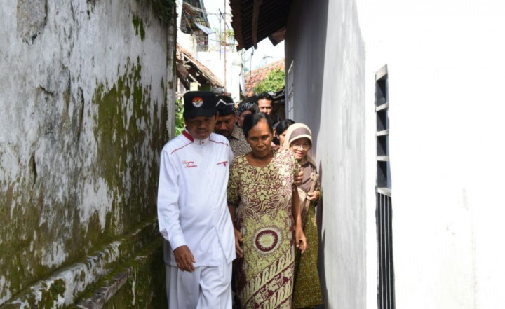 Cepat Tanggap Tangani Warga Sakit, Bupati Purwakarta Luncurkan Layanan Ambulans On Call