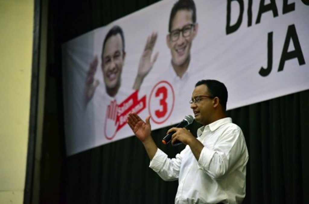 Anies Tunggu Kajian Tanggul Raksasa Berbentuk Garuda