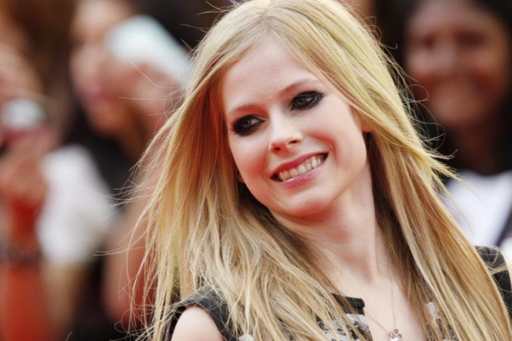 Ejek Band Mantan Suaminya, Avril Lavigne Tegur Bos Facebook