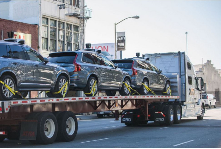 Uber Pindahkan Program Pengujian Mobil Nirsopir ke Arizona