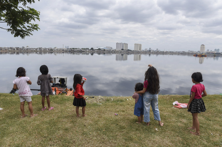 Waduk Pluit Jadi Alternatif Liburan Warga Jakarta