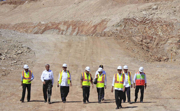 Jokowi Tengok Proyek Bendungan Kuwil Kawangkoan