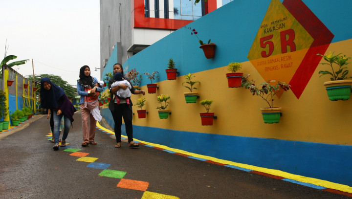 Tenaga Kerja Filipina Dominasi Tangerang Selatan