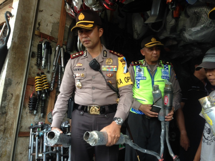 Jelang Tahun Baru, Polresta Sidoarjo Borong Knalpot 