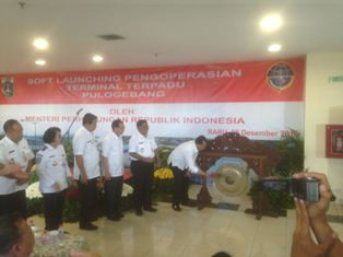 Menteri Perhubungan Resmikan Pengoperasian Terminal Pulogebang