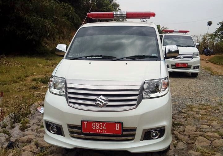 Usai Benahi Jalan, Bupati Purwakarta Siagakan 5 Ambulans di Kecamatan Sukasari