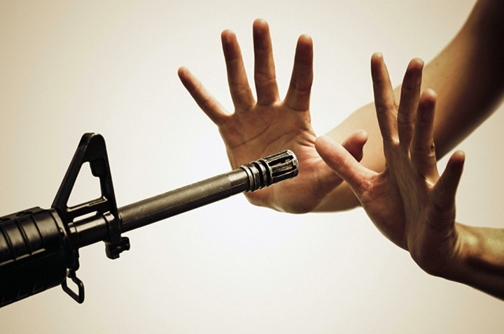 Pistol Perampok di Pulomas Dititipkan ke Penjual Daun Pisang