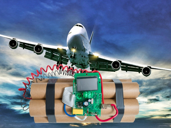 Diancam Bom, Pesawat Polandia Mendarat Darurat di Praha