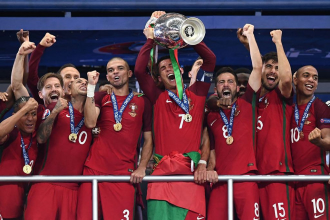 Timnas Portugal menjadi juara Piala Eropa 2016. (Foto: AFP/Franck Fife)