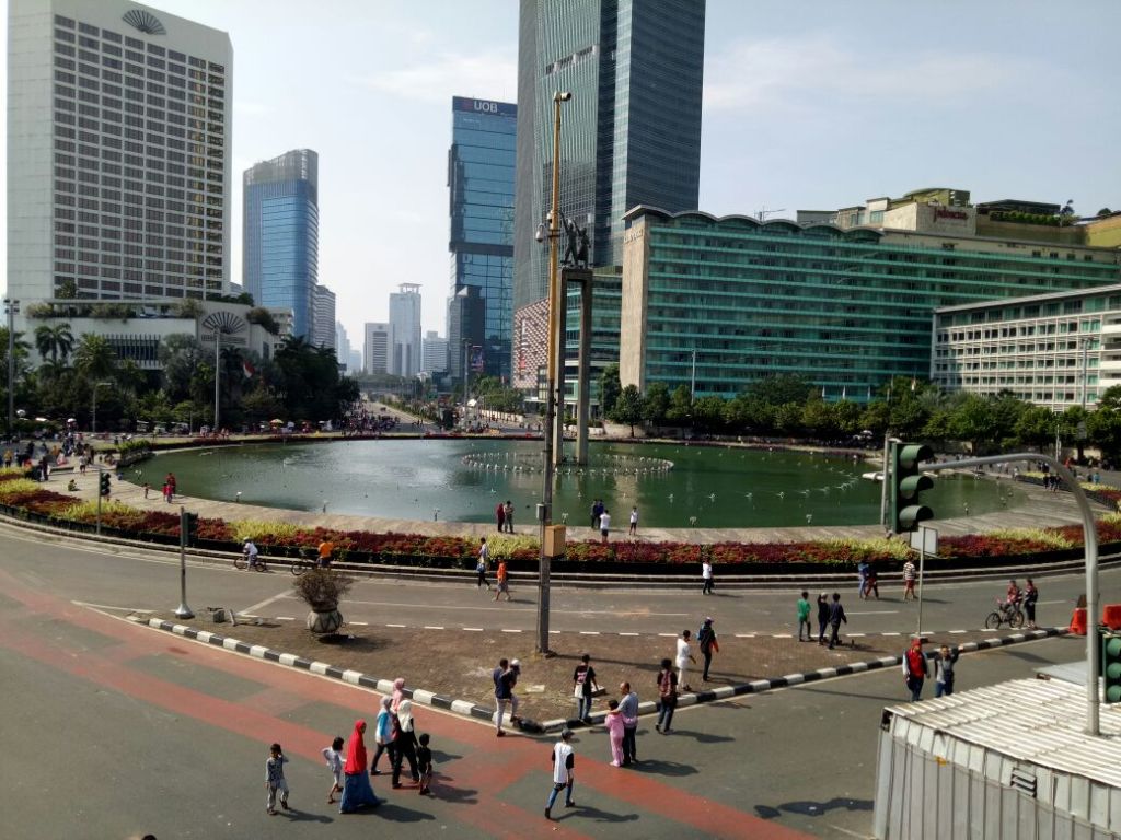 Kawasan Bundaran HI lengang di CFD. (Foto: MTVN/Meilikhah).