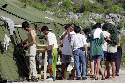 Polisi Papua Nugini Diduga Pukuli Dua Pencari Suaka