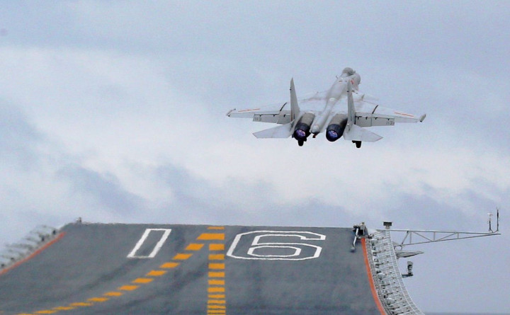 Kapal Induk Tiongkok Berlatih di Laut Cina Selatan