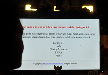 Pemblokiran Media Tak Boleh Diskriminatif