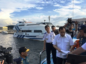 Menhub Ingin Kapal Ojek Muara Angke Tetap Eksis