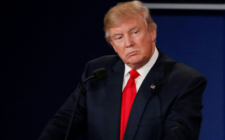 Trump Ragukan Kepala Intelijen AS Bersaksi Soal Peretasan Rusia