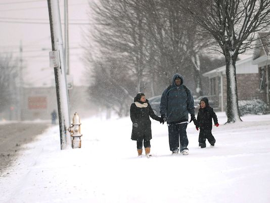 Badai Salju Terjang Sebagian Wilayah AS