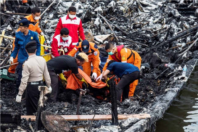 Seluruh Korban KM Zahro Sudah Dibawa Keluarga