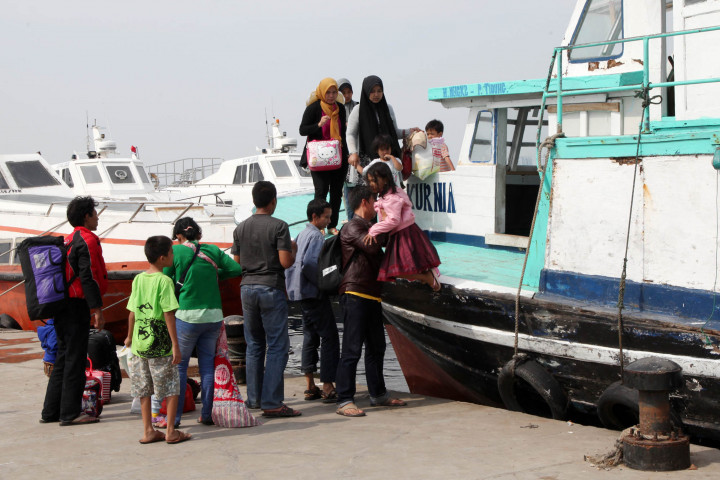 Benang Kusut Transportasi Laut