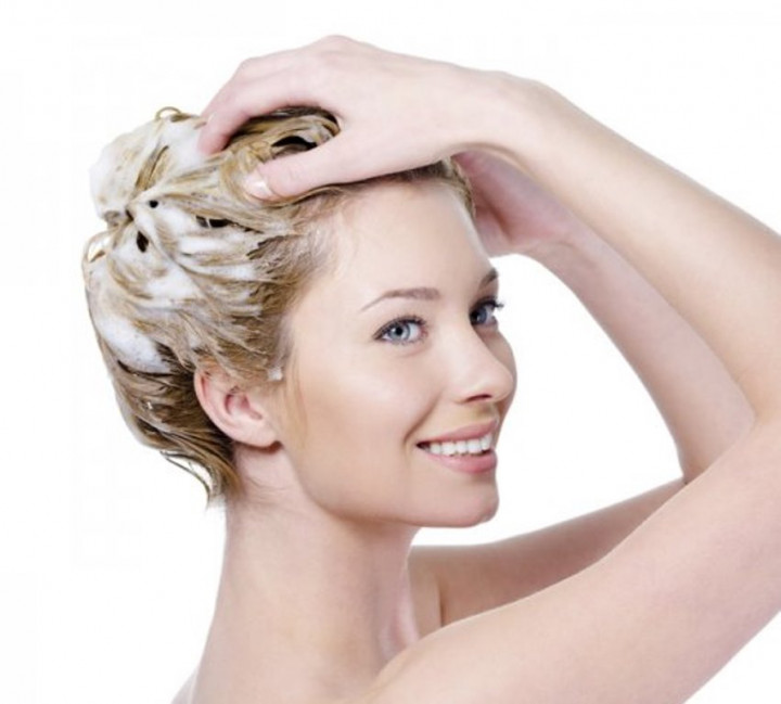 Bahan Alami untuk Hilangkan Ketombe