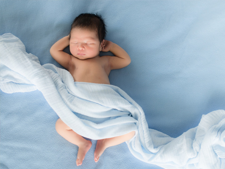 Bayi Usia 4 Hari Tergeletak di Depan Rumah Bidan