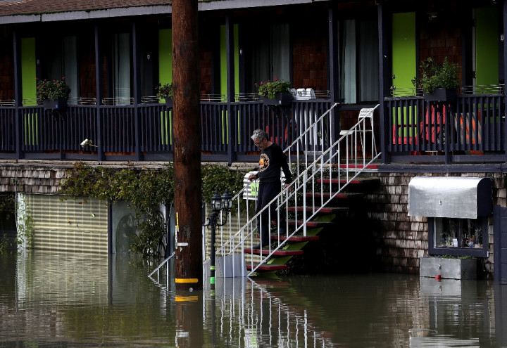 California Kebanjiran, Warga Dievakuasi saat Badai Reda