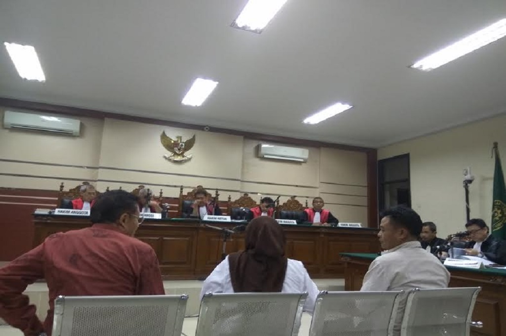 Tiga orang memberikan kesaksian dalam sidang Dahlan Iskan di Pengadilan Tipikor Surabaya, MTVN - Hadi