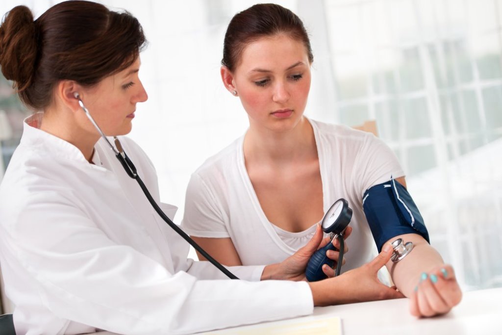 temuan yang diterbitkan di American Journal of Hypertension menyebutkan, sekitar dua persen peserta yang menderita darah tinggi berpotensi mengalami komplikasi dengan penyakit lain. (Foto: Americanpregnancy)