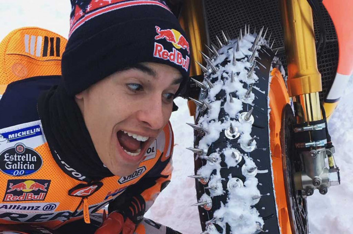 Marquez Geber Honda RC213V di Atas Salju