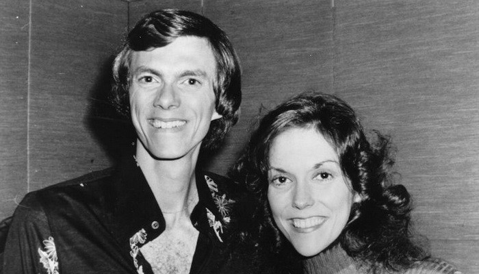The Carpenters Tuntut Universal Music Group Rp26,6 Miliar