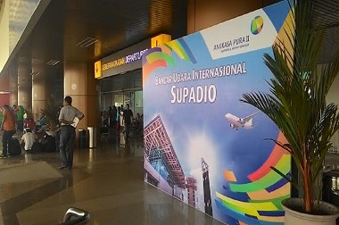 Paket Berisi Ratusan Detonator Ditemukan di Bandara Supadio