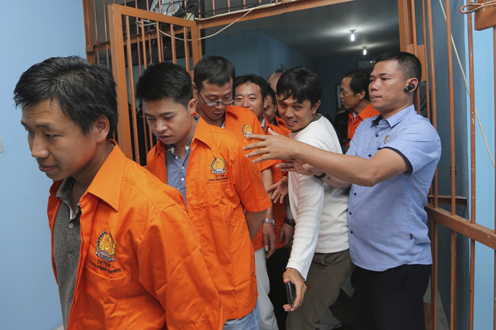 Imigrasi Palembang Amankan 10 TKA Tiongkok dan India