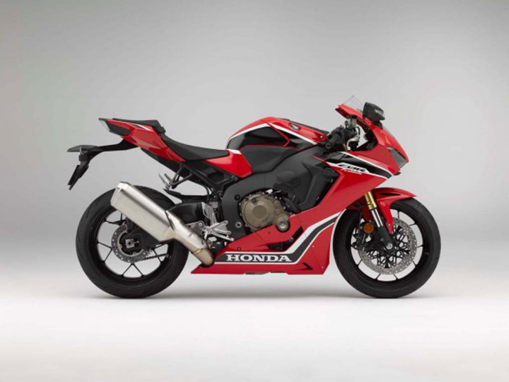 CBR1000RR Versi 'Pahe' Dibanderol Rp 220 Jutaan
