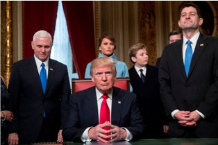 Usai Dilantik, Muncul Petisi <i>Online</i> Gulingkan Trump