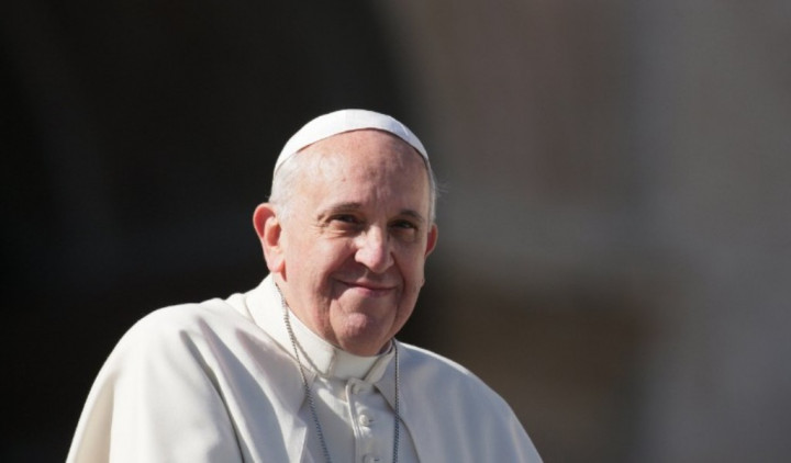 Paus Fransiskus Harap Trump Perhatikan Warga Miskin