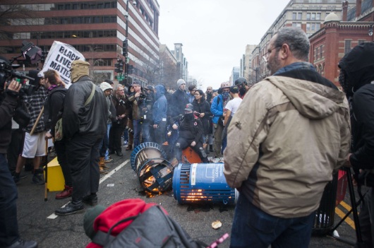 Ricuh Anti-Trump, Polisi Washington Ciduk 217 Orang