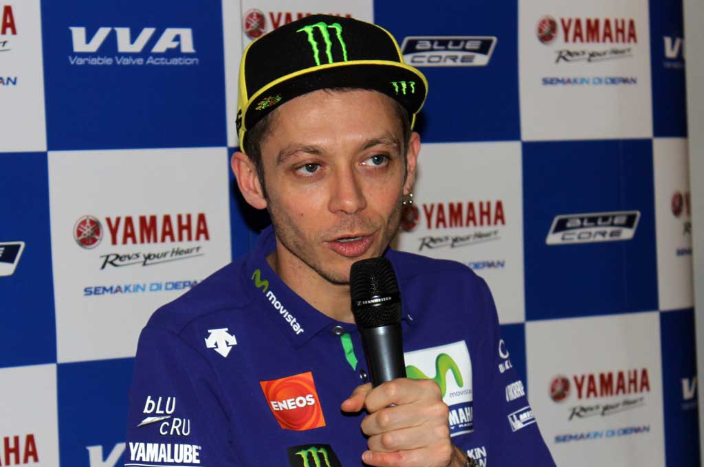 Valentino Rossi saat menghadiri sesi konferensi pers di Lotte Shopping Avenue. Yamaha