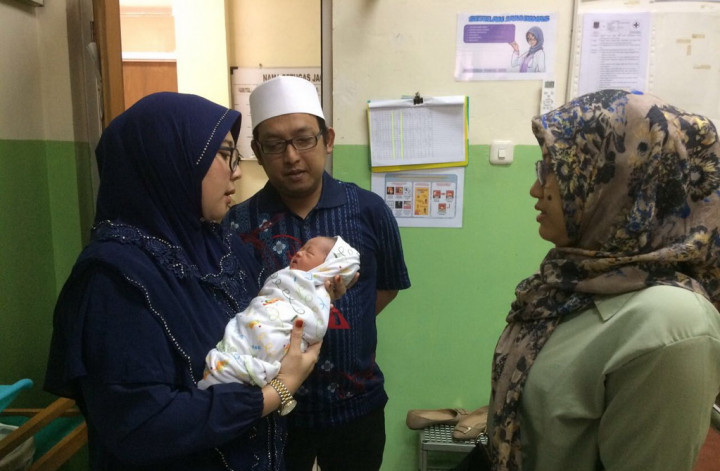 Apoy Wali Niat Adopsi Bayi yang Ditemukan di Tangsel