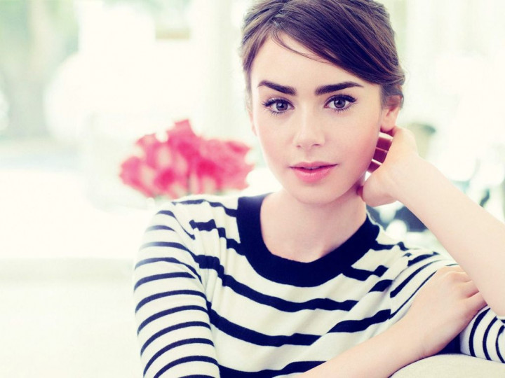 Lily Collins Akui Pernah Alami Gangguan Makan