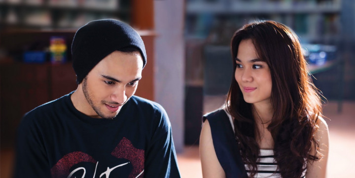 Cara Sheryl Sheinafia Bangun Chemistry di Film Galih dan Ratna