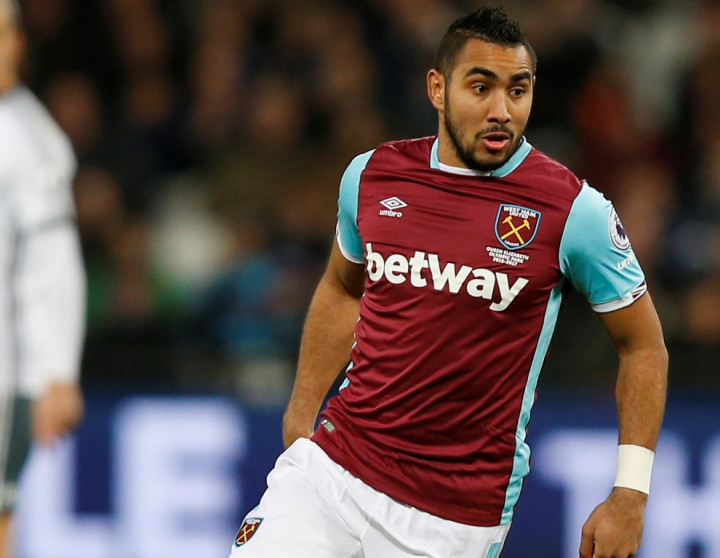 Diteror Fan, Rumah Dimitri Payet Dijaga Ketat Pihak Kepolisian