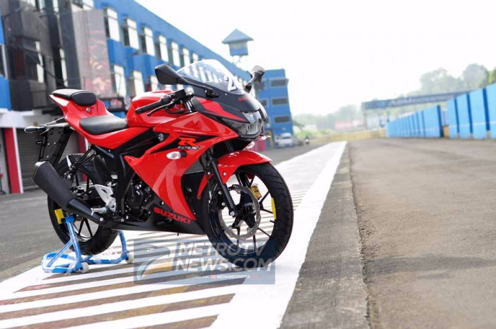 Suzuki GSX-R150 & GSX-S150 dari Tambun untuk Eropa