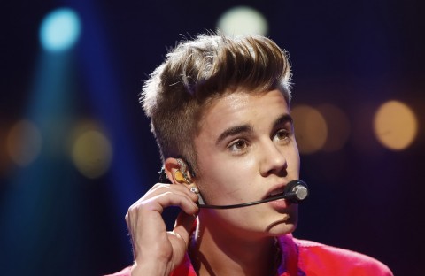 Justin Bieber Sebut Musik The Weeknd Buruk