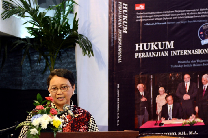 Polisi RI Diduga Selundupkan Senjata, Pemerintah Diberikan Akses